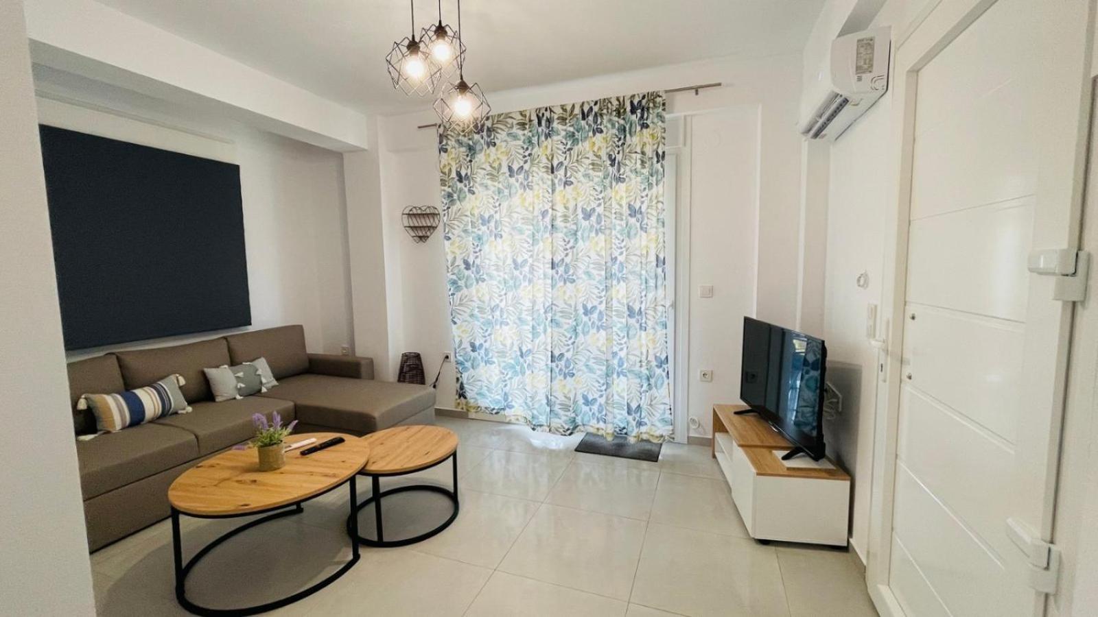 Athina Apartment Офринион Екстериор снимка